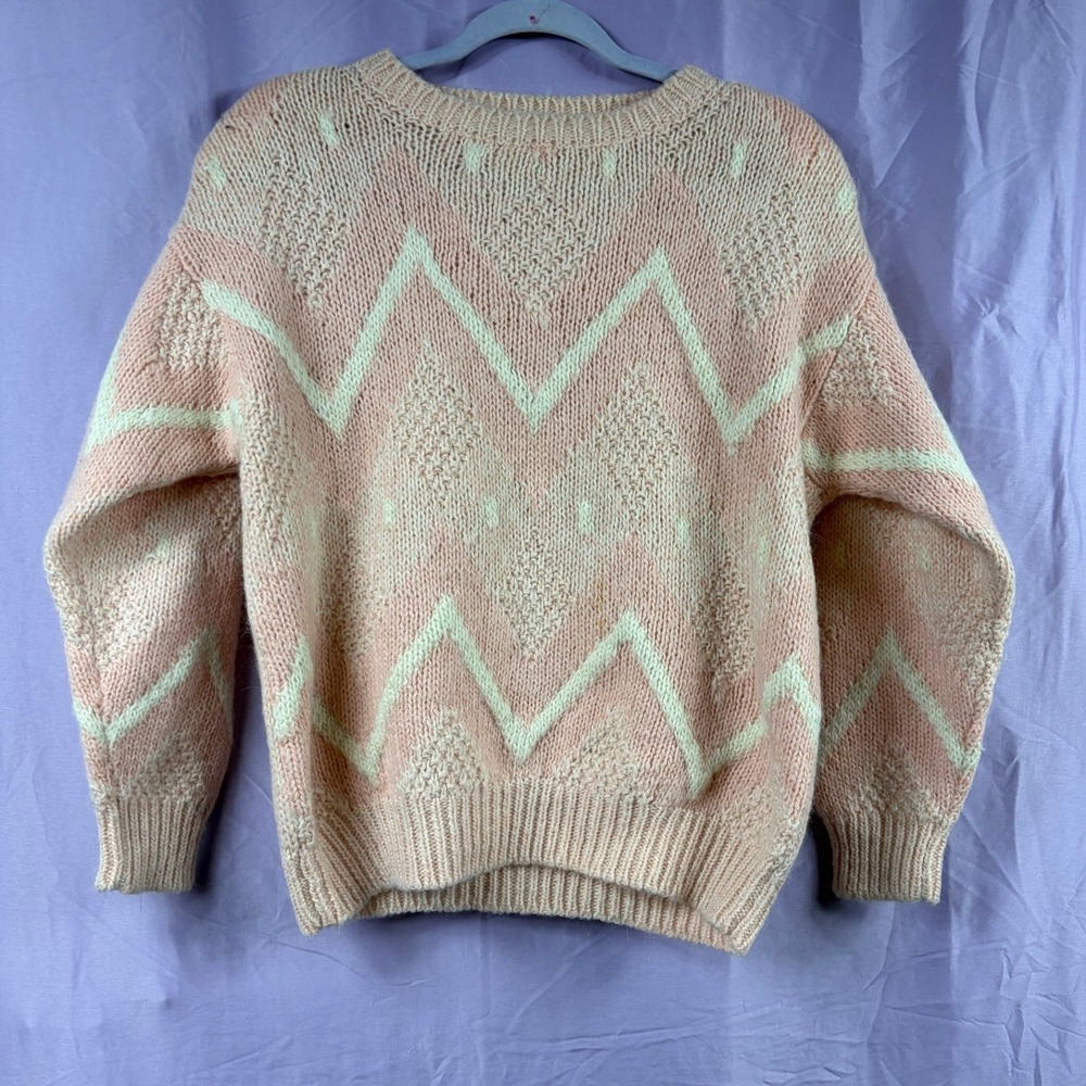 JH Collectibles Vintage Mohair Alpaca Blend Chevron Sweater Peach Pink Medium